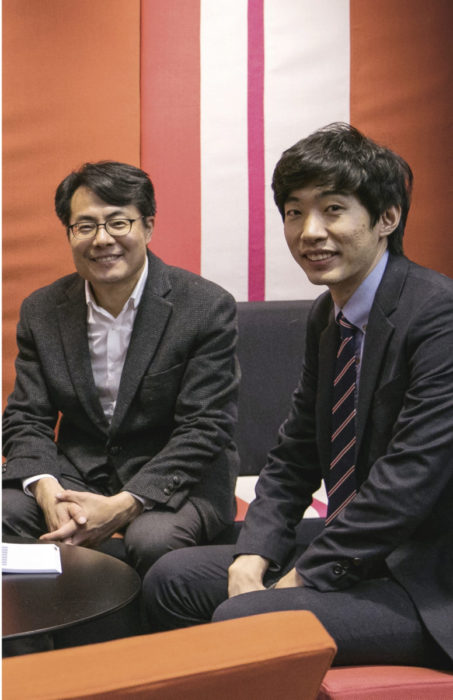 SeogWon Hwang (vas.) ja Pilseong  Jang edustavat Etelä-Korean tiede- ja teknologiainstituuttia, joka on TEKbaron yhteistyökumppani.