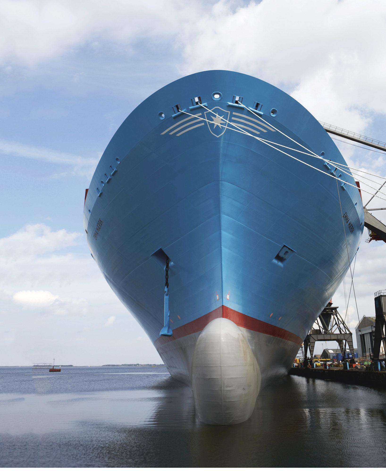 Vuonna 2006 vesille laskettu 398 metrin mittainen Emma Maersk -konttialus oli ensimmäinen suurimman 14-sylinterisen Wärtsilä RT-flex96C -moottorin voimanlähteekseen saanut laiva.